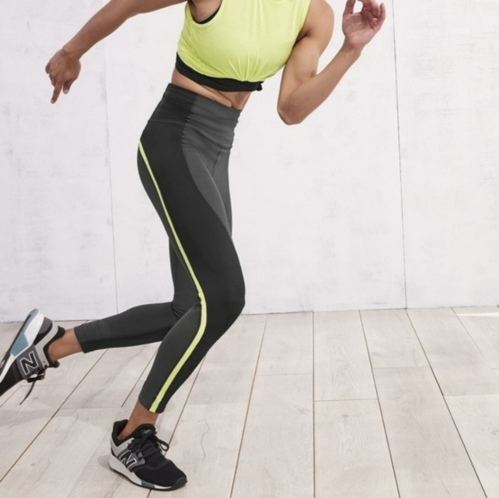 Athleta Spar Colorblock High Waist 7/8 Tight Silver Bells Green Black SZ Medium